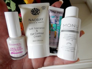 Deauty hand (Medium)