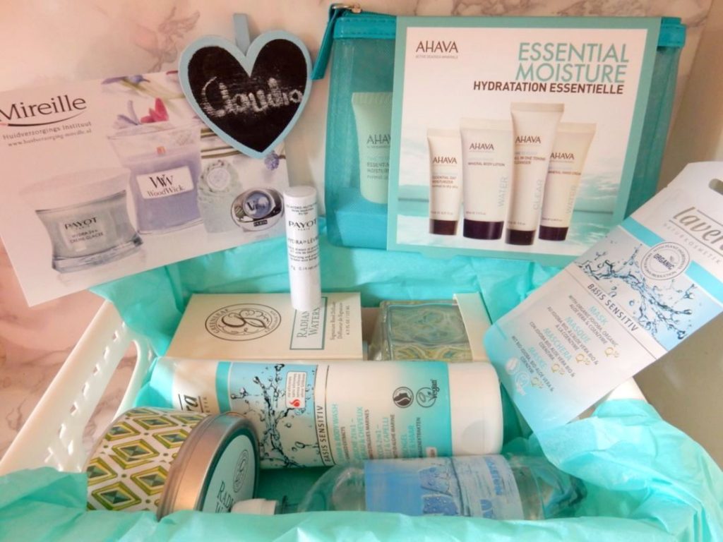 i love myself to hydrate box