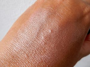 Blux box swatch