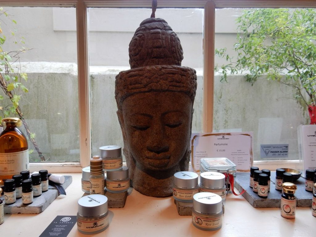 utsukusy-schoonheidssalon-boedha